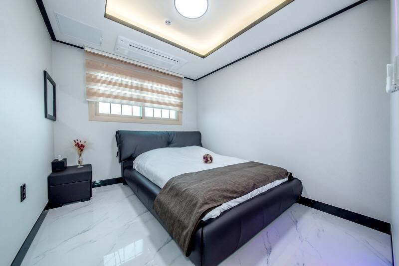 Jeju Skyhill Pension ซอกวีโพ ภายนอก รูปภาพ