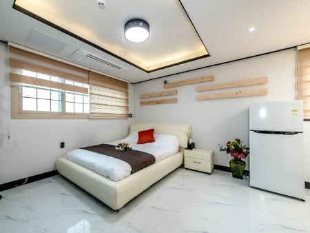 Jeju Skyhill Pension ซอกวีโพ ภายนอก รูปภาพ
