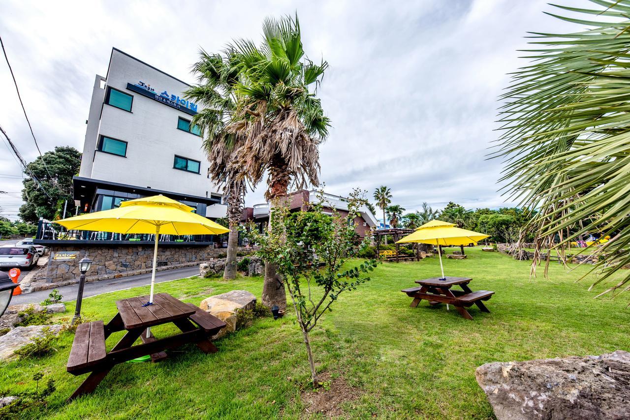 Jeju Skyhill Pension ซอกวีโพ ภายนอก รูปภาพ