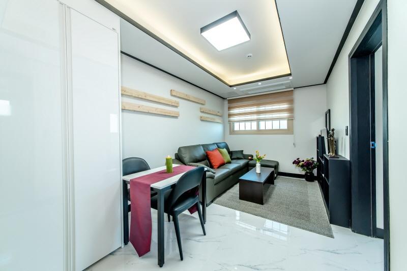 Jeju Skyhill Pension ซอกวีโพ ภายนอก รูปภาพ