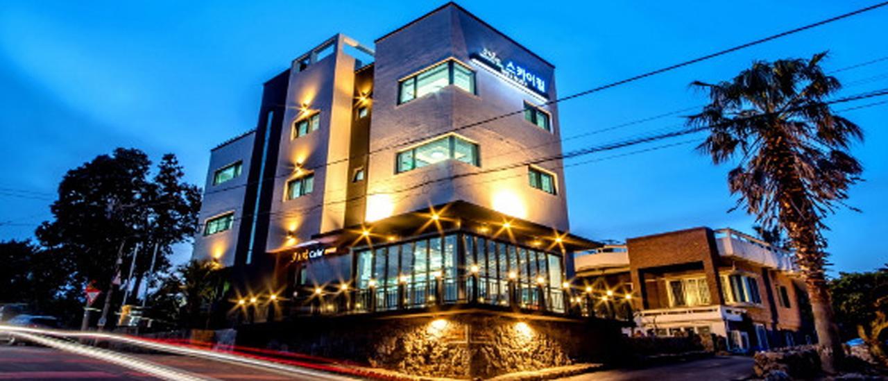 Jeju Skyhill Pension ซอกวีโพ ภายนอก รูปภาพ